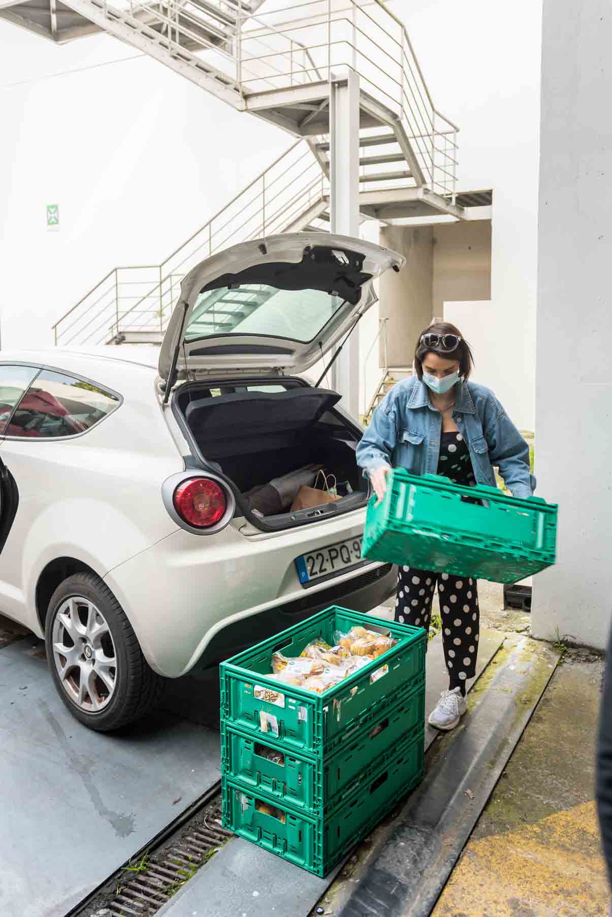 Caixa Com Produtos